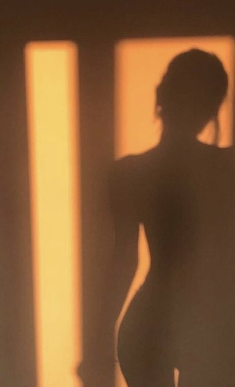 Faye Brookes hot pornstar image