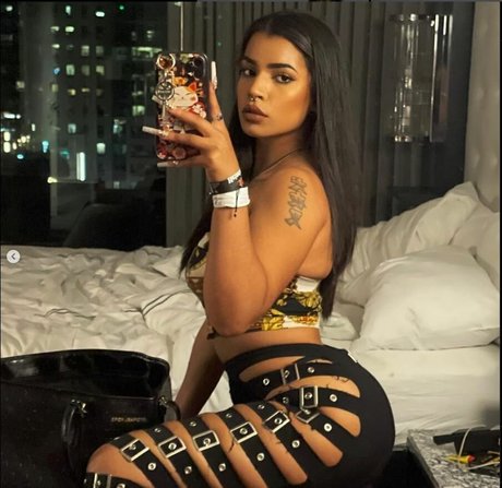 xenathewitch erotic pornstar galleries