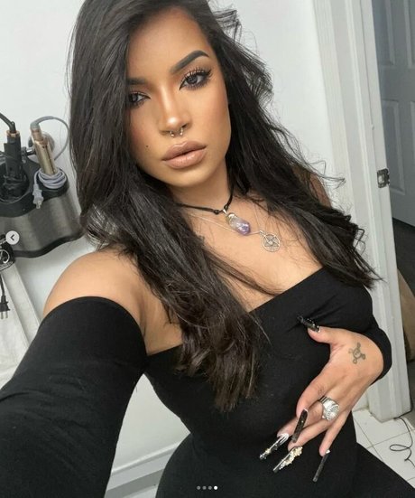 xenathewitch star sexy image