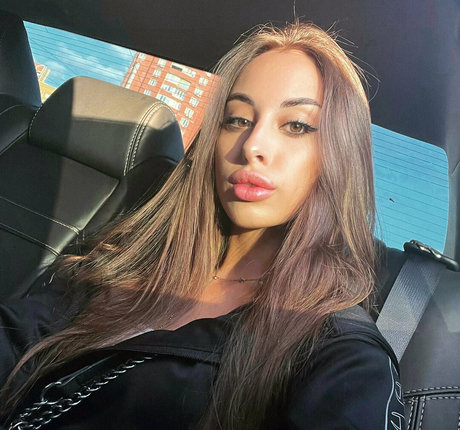 julianoble pretty star image