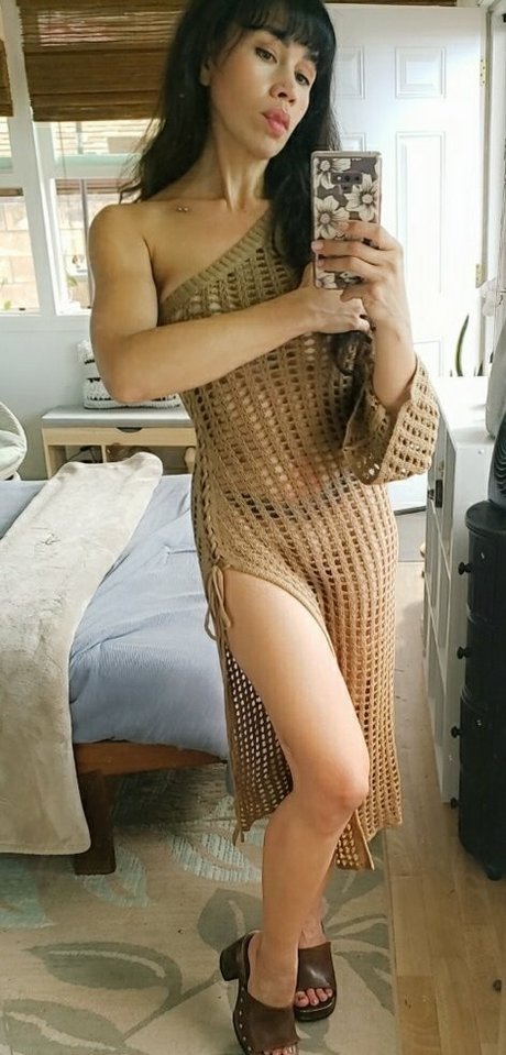 Hautemilf model sexy archive