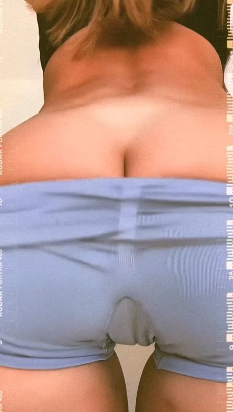 Bun Maska Chokri nude model photo