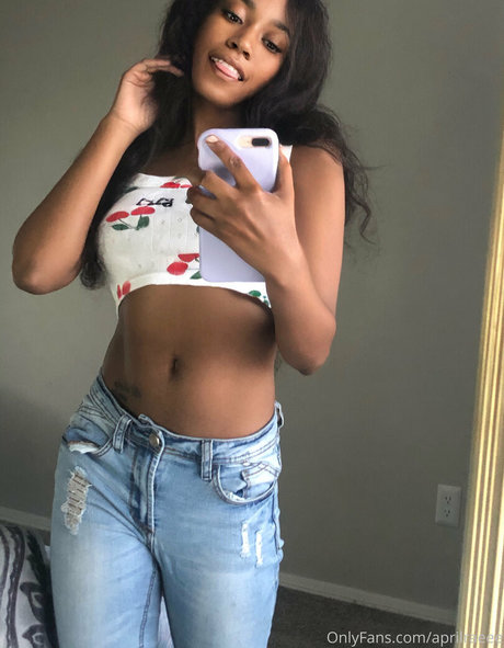 aprilraeee star best picture