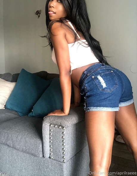 aprilraeee pornstar exclusive images