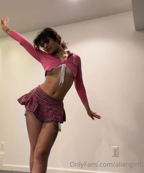 aliengirl0 pornstar sex image
