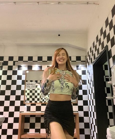 Sjokz free pornstar gallery