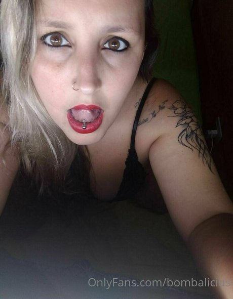 bombalicius sexy model gallery