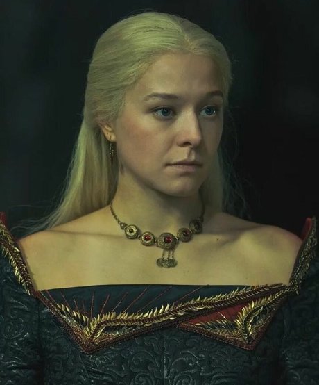 Emma D arcy top actress pictures