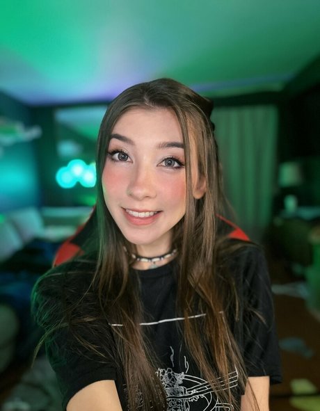 Kaisa hot actress picture