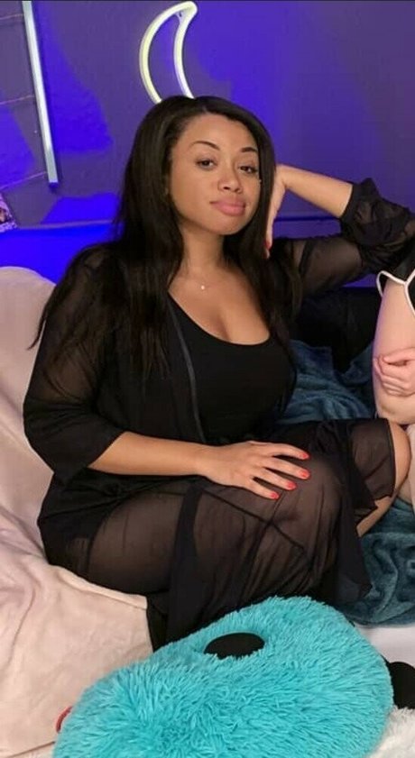 Ericka Bozeman exclusive star image