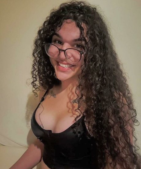 Juliana Veiga exclusive actress archive