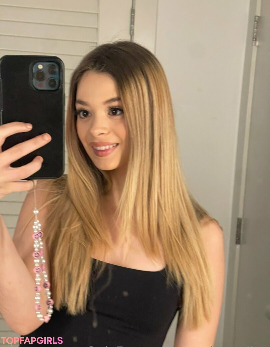 maybemollyy hd actress picture