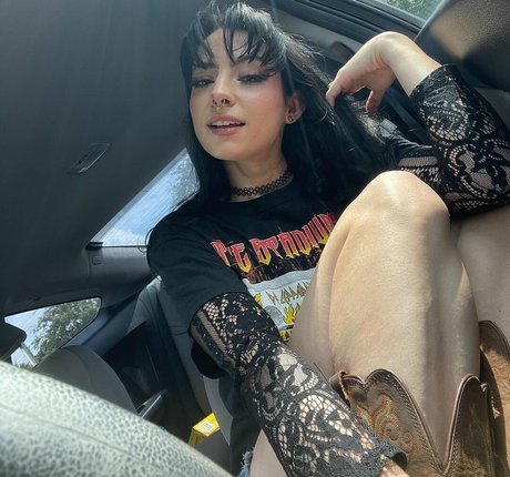 urbabysadie pornstar hot photo