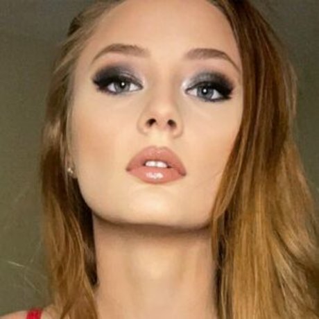 Nicole Aubrey high quality model photos