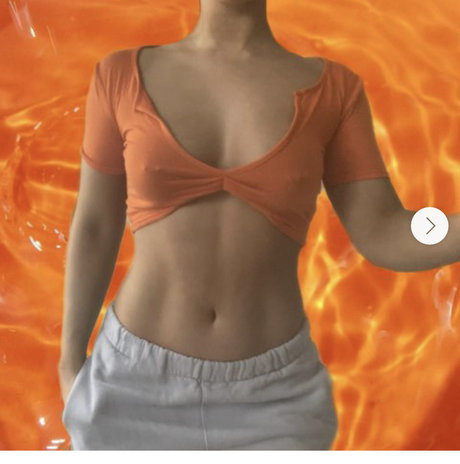 Maisie Smith model nice archive