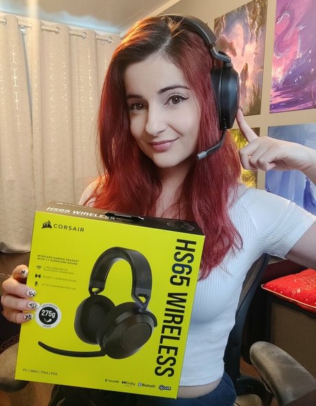 short hair teen onlyfans exclusive picture