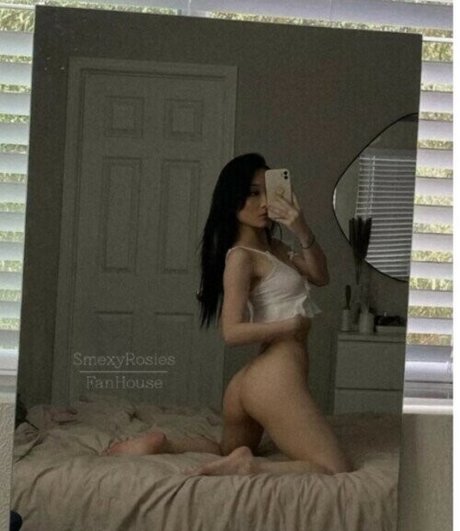 Smexyrosies top actress photos