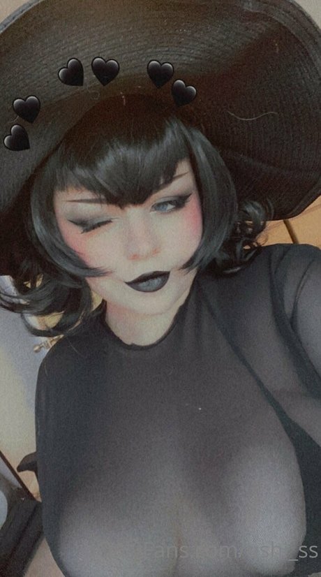 ushi ss erotic actress pictures