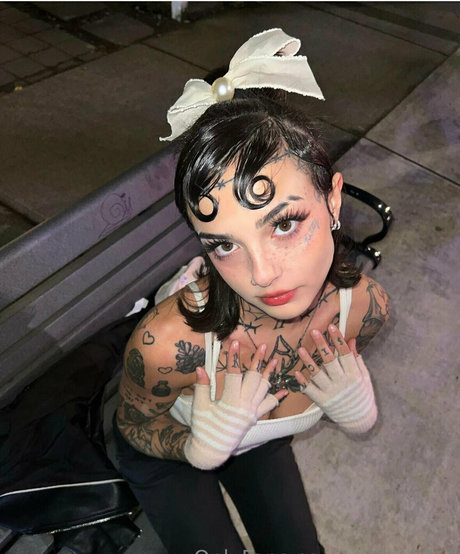 Notsick3 erotic actress images