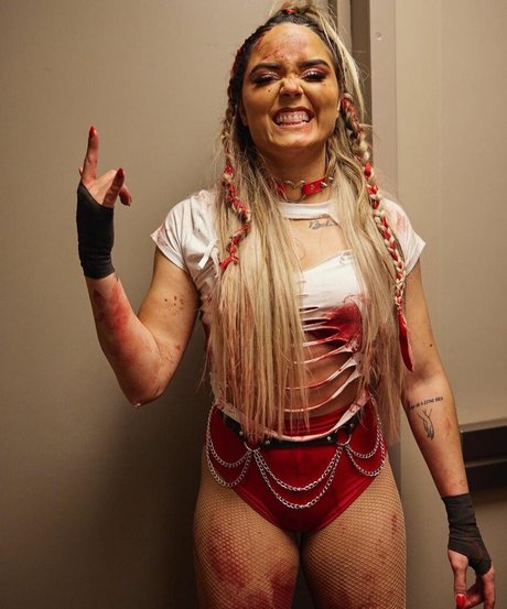 Tay Conti star hd pics