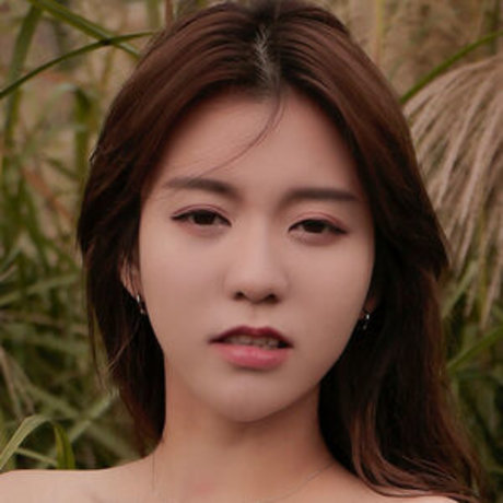 caroline jvid nudes actress archive