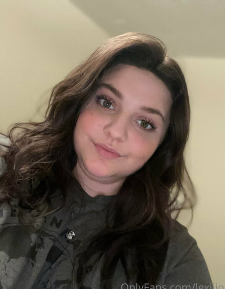 lexiiio nude actress archive