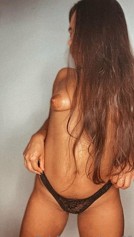 paar97 naked star images