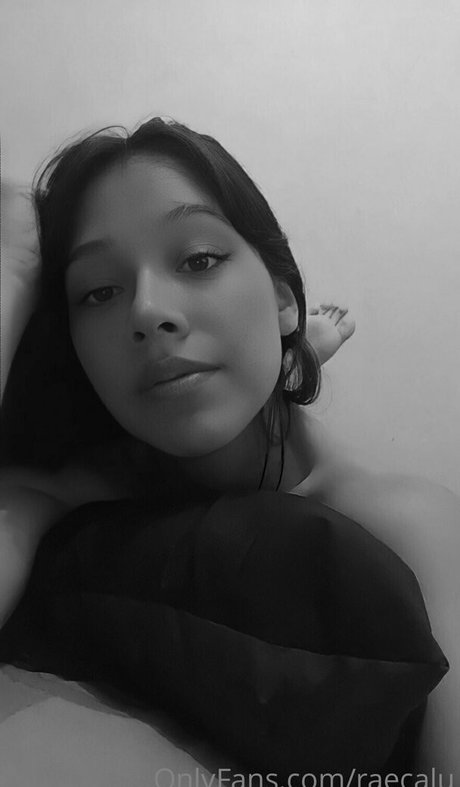 raecalu porn model image