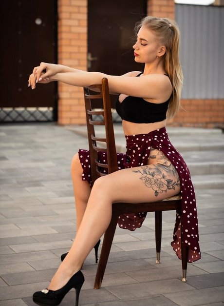 Yuliya Fox pornstar beautiful picture