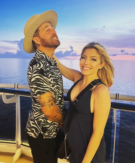 Alexa Bliss star perfect picture