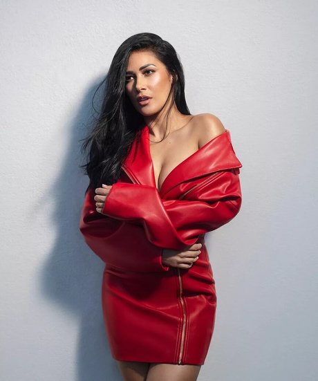 Simaria nude pornstar galleries