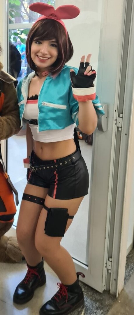 Faye Tan star nudes picture