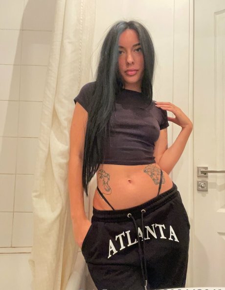 luxury lady model naked photo