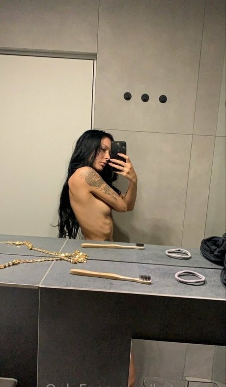 luxury lady nudes model img