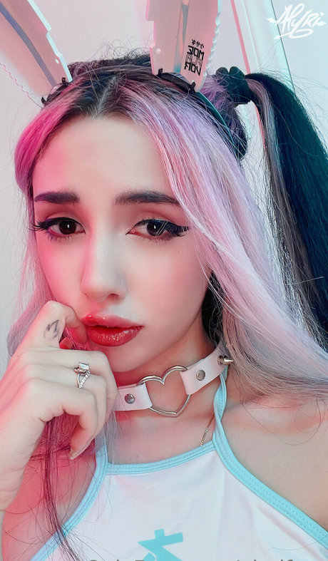 alyrifree star exclusive pictures