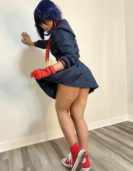 glasses gf nudes model image