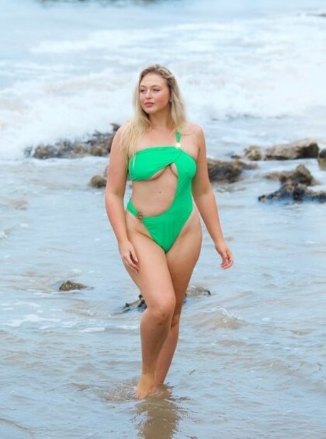 iskra exclusive model galleries