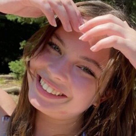 Ilina pretty actress images