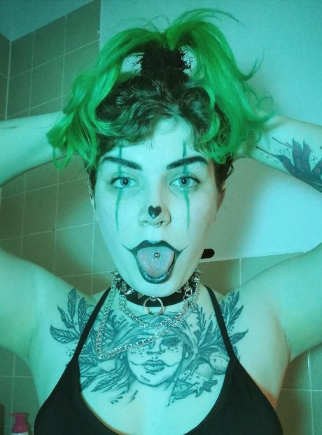 littlecalamity adult model images