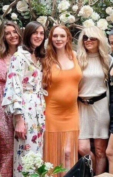 Lindsay Lohan erotic model archive