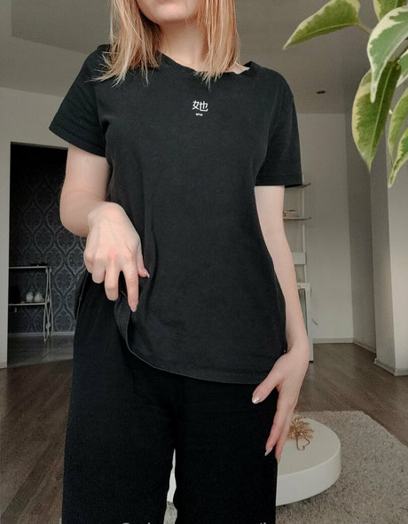 hannawithlove model top photo