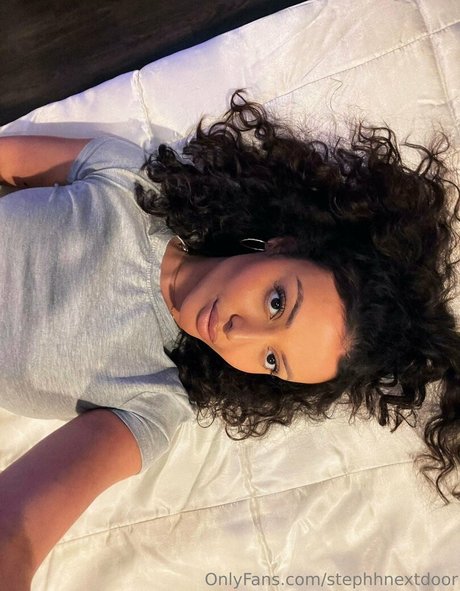 stephhnextdoor free model archive