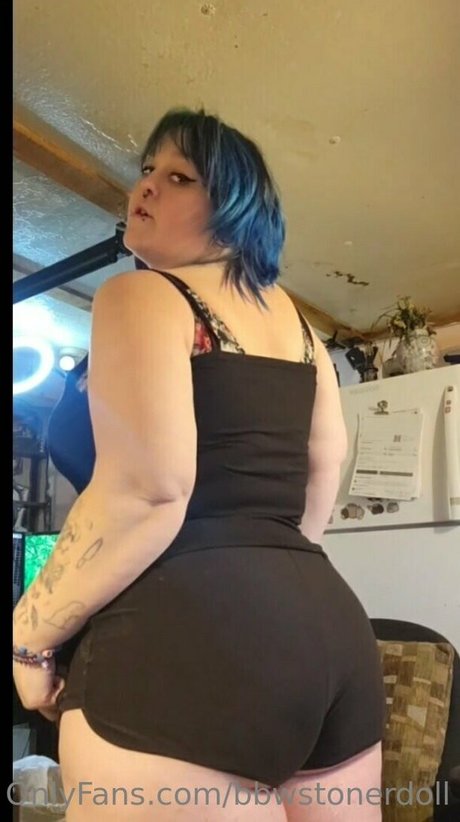 lilbbwstoner nude actress galleries