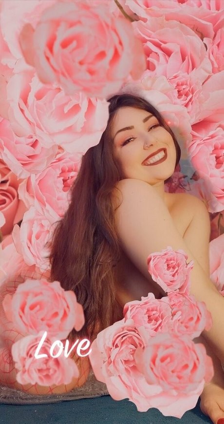 nissariousd sexy actress pictures