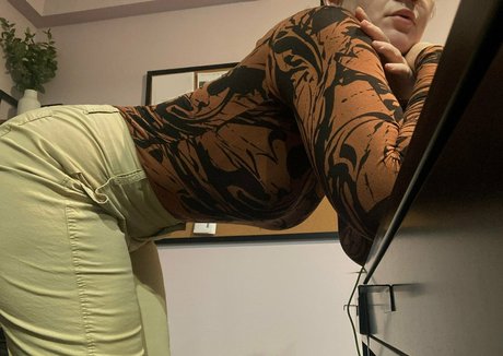 shutup69sitdown art actress gallery