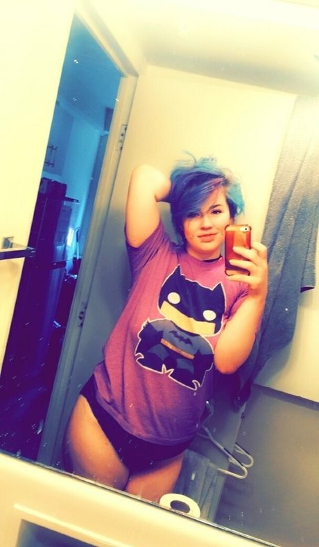 monsterbun42 free actress archive