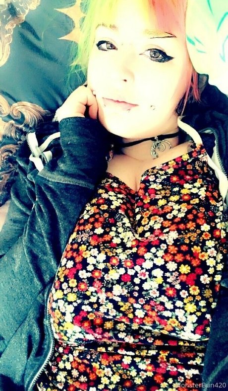 monsterbun42 nudes star pic