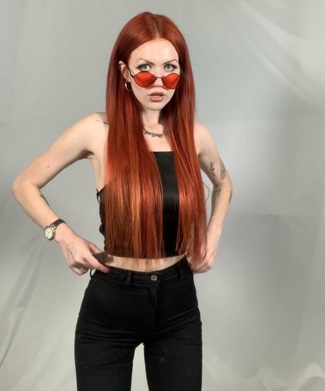 tamagotchimilf erotic model archive