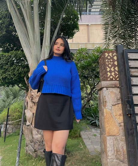 Aarushi Abrol sexy model archive