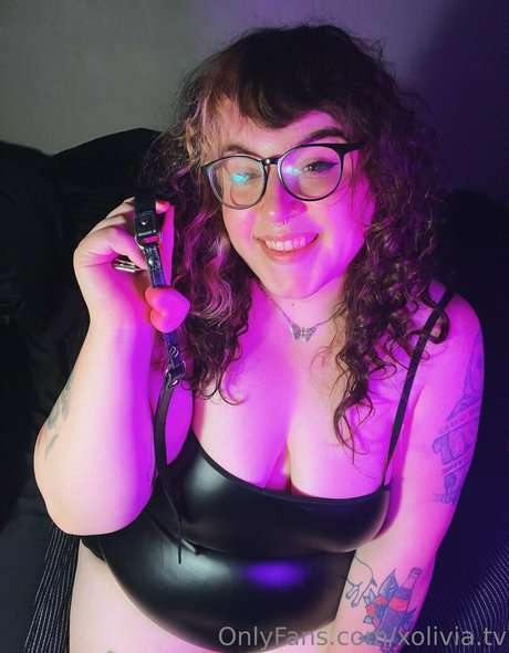 xolivia tv high quality pornstar images